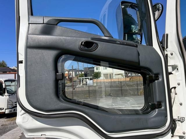 MITSUBISHI FUSOU SUPER GREAT 2006 Image 31