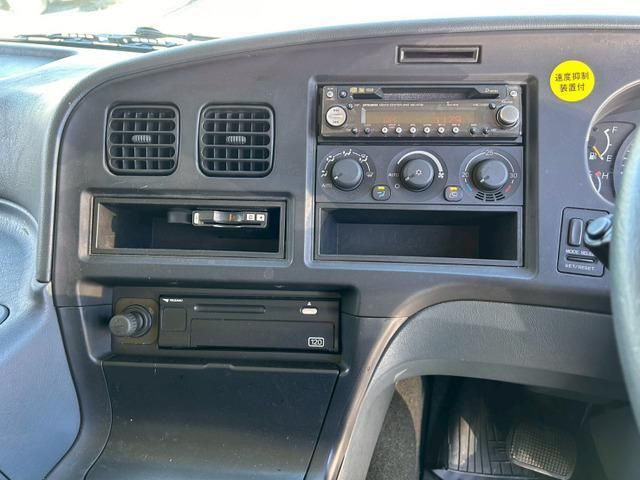 MITSUBISHI FUSOU SUPER GREAT 2006 Image 31