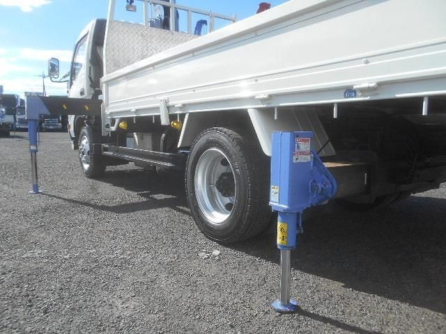 HINO DUTRO 2000 Image 31