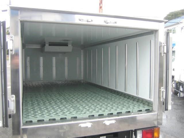 ISUZU ELF 2019 Image 31