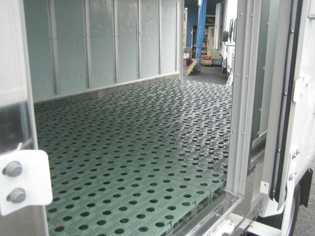 ISUZU ELF 2019 Image 31