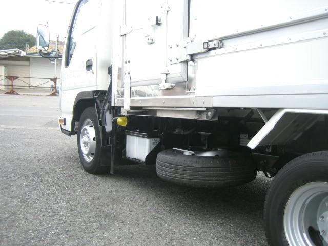 ISUZU ELF 2019 Image 31