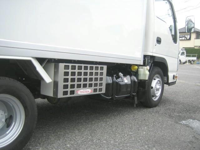 ISUZU ELF 2019 Image 31