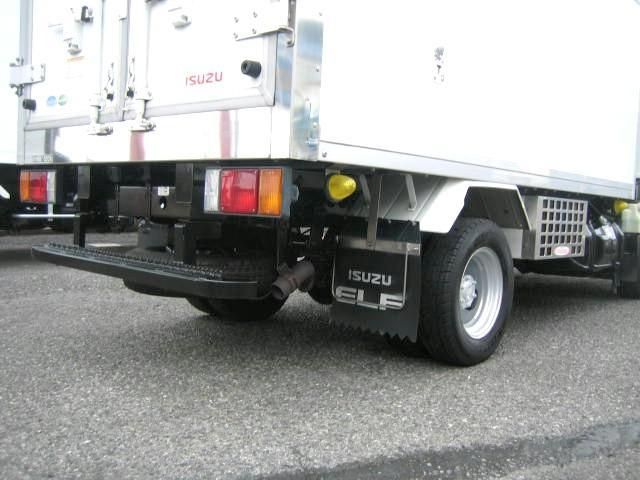 ISUZU ELF 2019 Image 31