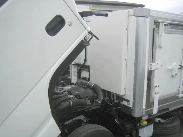 ISUZU ELF 2019 Image 31