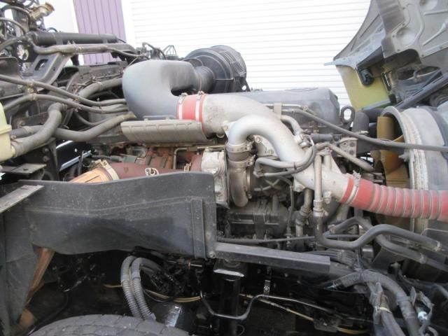 NISSAN DIESEL QUON 2015 Image 31