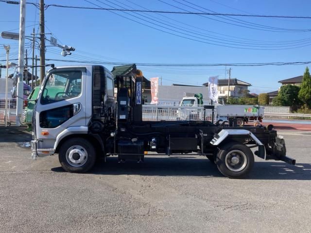 MITSUBISHI FUSOU FIGHTER 2019 Image 31