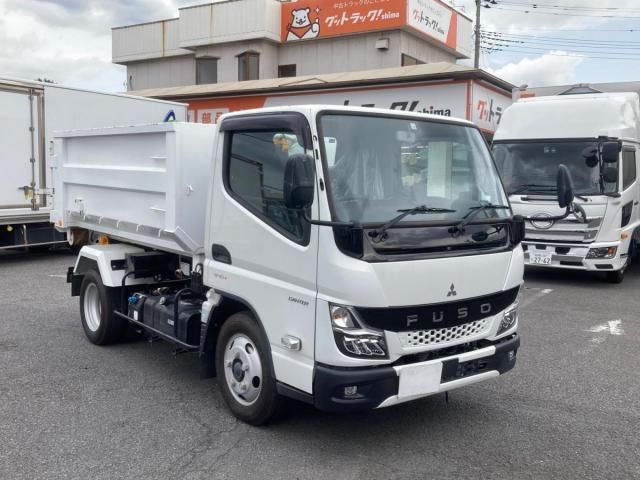 MITSUBISHI CANTER 2023 Image 31