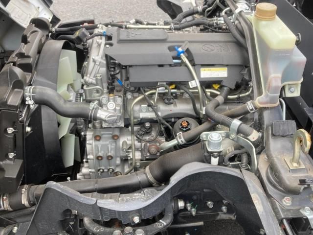 MITSUBISHI CANTER 2023 Image 31