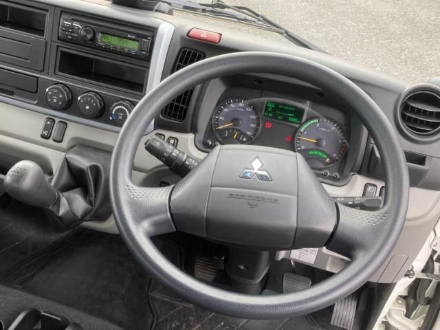 MITSUBISHI CANTER 2023 Image 31