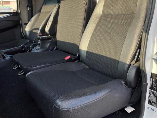 MITSUBISHI FUSOU FIGHTER 2018 Image 31