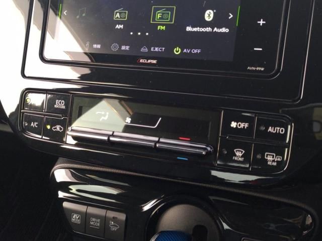 TOYOTA PRIUS 2019 Image 31