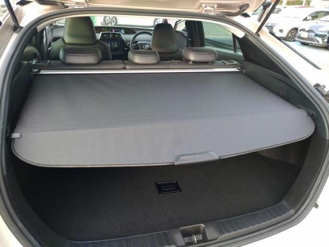 TOYOTA PRIUS 2019 Image 31