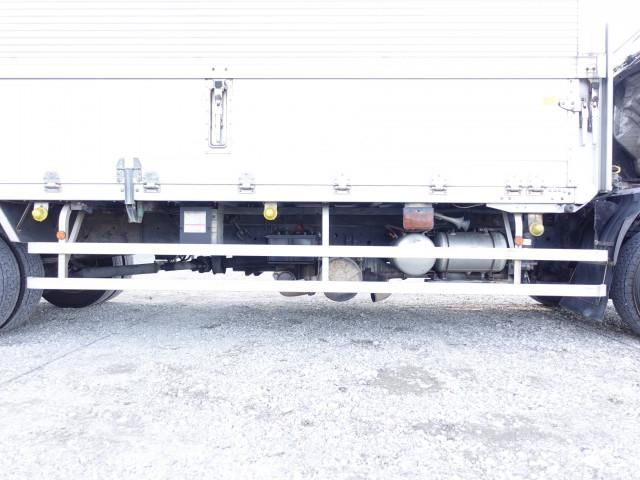 MITSUBISHI FUSOU FIGHTER 2010 Image 31