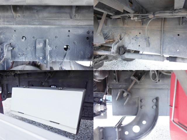 MITSUBISHI FUSOU FIGHTER 2010 Image 31