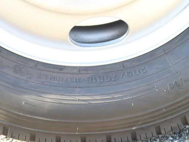 HINO DUTRO 2020 Image 31