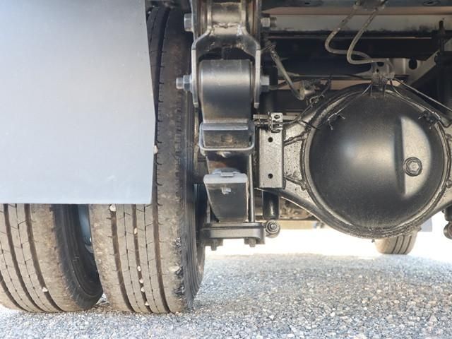 HINO DUTRO 2020 Image 31