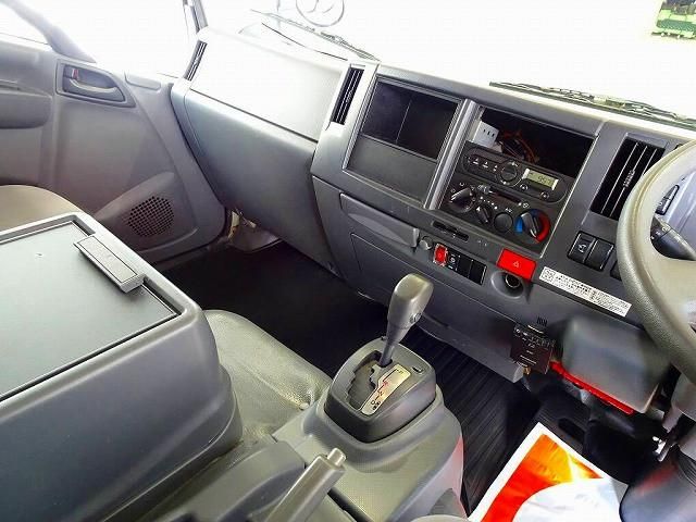 ISUZU ELF 2017 Image 31