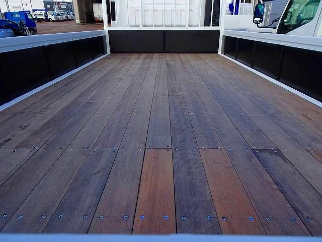 ISUZU ELF 2017 Image 31