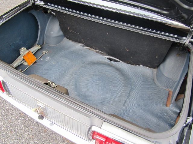 NISSAN GLORIA HARDTOP 1973 Image 31