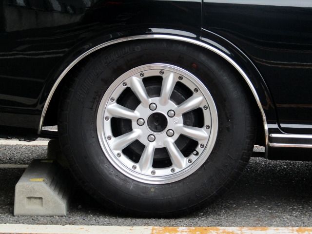 NISSAN GLORIA HARDTOP 1973 Image 31