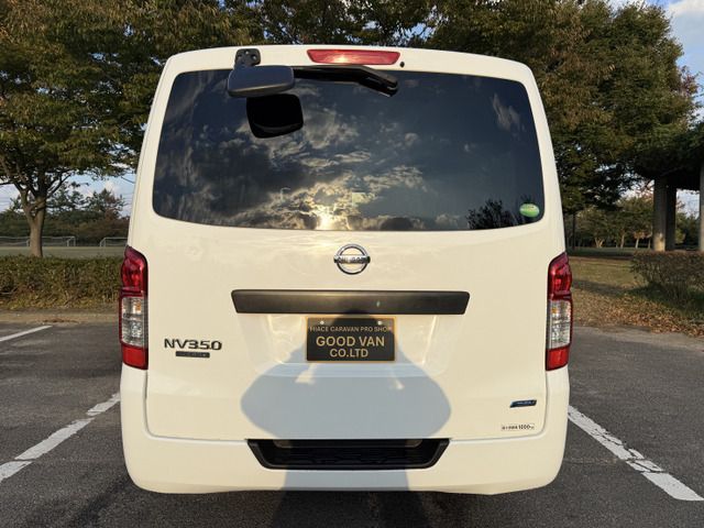 NISSAN NV350 CARAVAN 4WD 2014 Image 31