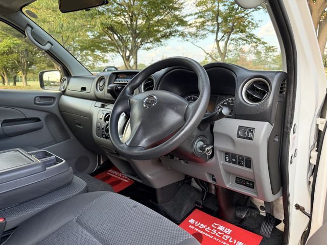 NISSAN NV350 CARAVAN 4WD 2014 Image 31