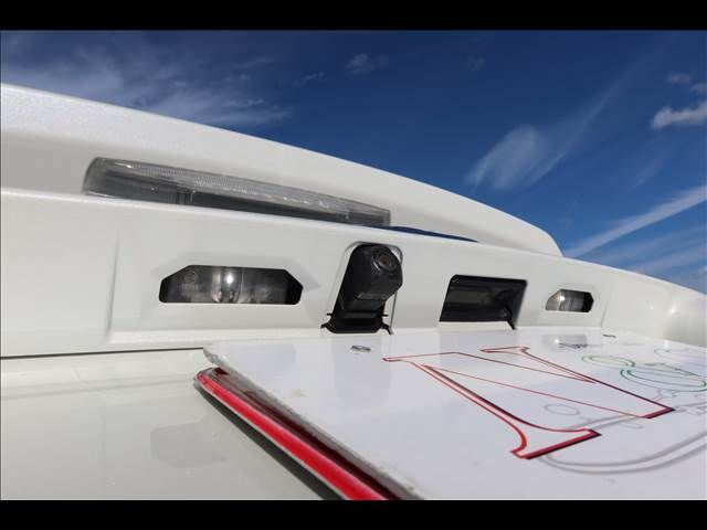 TOYOTA PRIUS 2017 Image 31