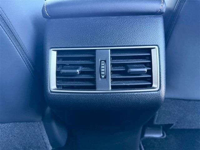 TOYOTA LEXUS NX300H 2020 Image 31