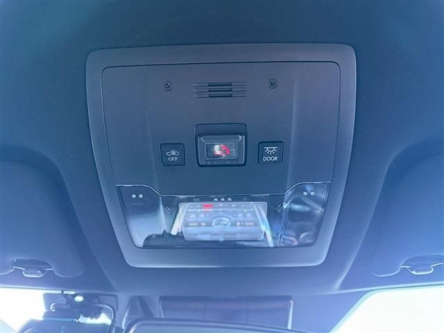 TOYOTA LEXUS NX300H 2020 Image 31