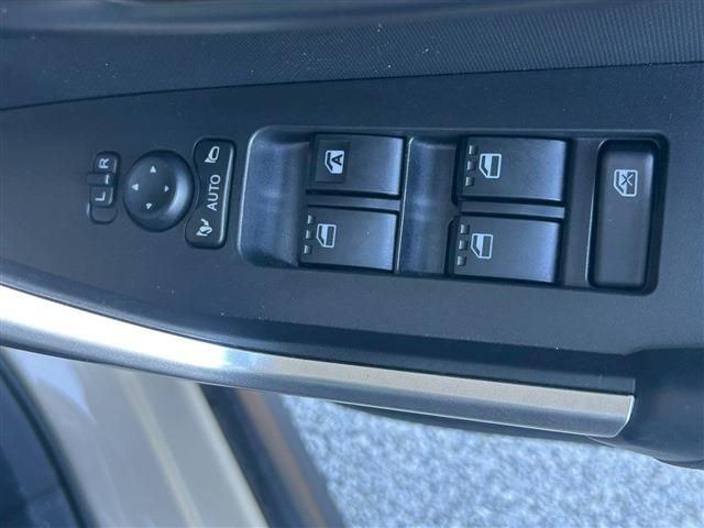 DAIHATSU ROCKY 2022 Image 31