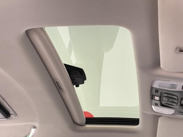 TOYOTA VELLFIRE 2018 Image 31