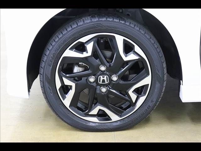 HONDA N BOX CUSTOM 2020 Image 31