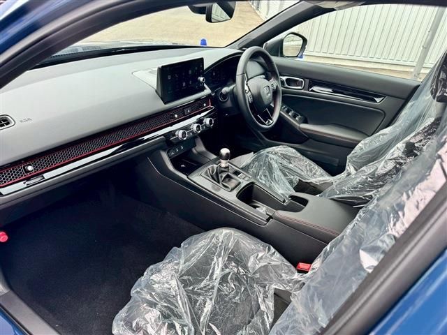 HONDA CIVIC HATCHBACK 2025 Image 31