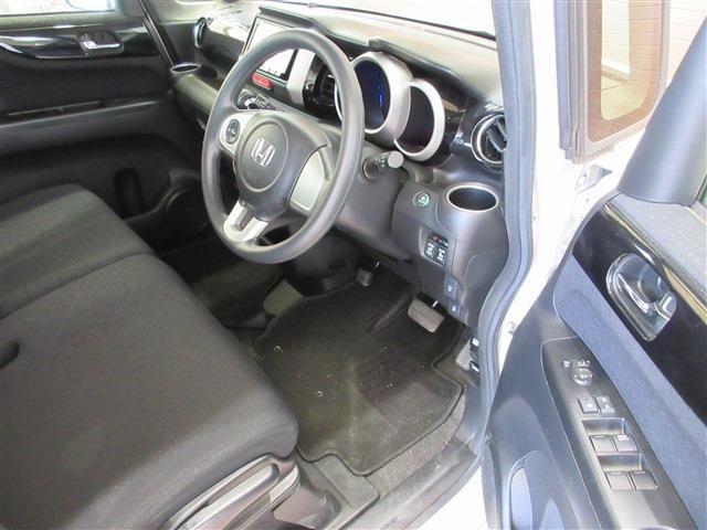 HONDA N BOX CUSTOM 2016 Image 31