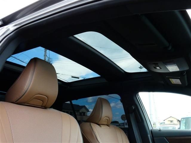 TOYOTA CROWN SEDAN HYBRID 2024 Image 31