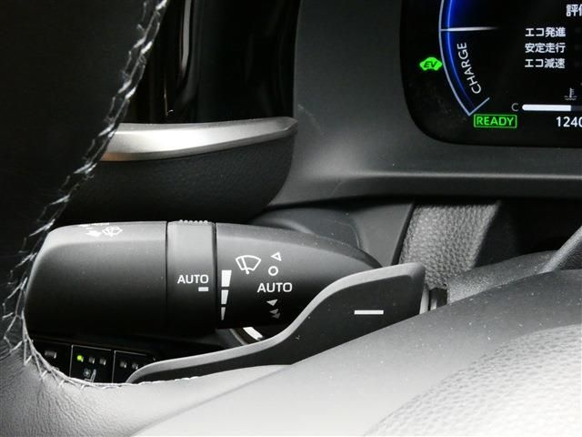 TOYOTA CROWN SEDAN HYBRID 2024 Image 31