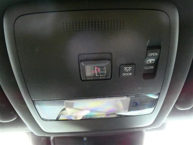 TOYOTA CROWN SEDAN HYBRID 2024 Image 31