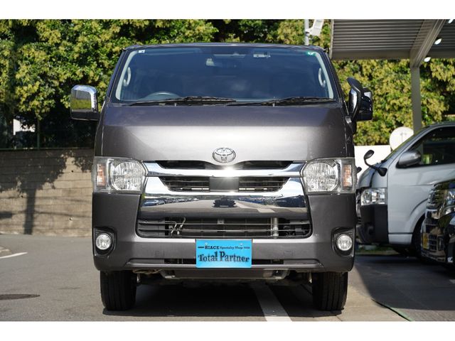 TOYOTA HIACE VAN 4WD 2020 Image 31