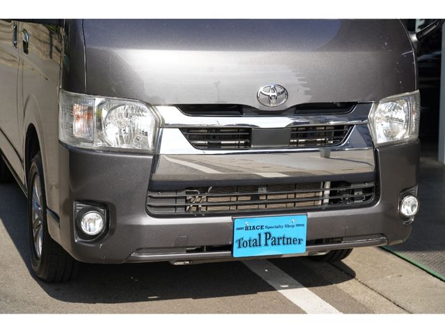 TOYOTA HIACE VAN 4WD 2020 Image 31