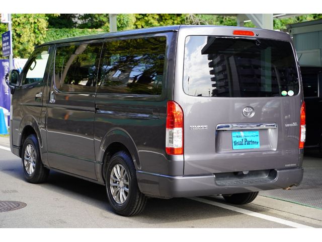 TOYOTA HIACE VAN 4WD 2020 Image 31