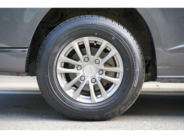 TOYOTA HIACE VAN 4WD 2020 Image 31