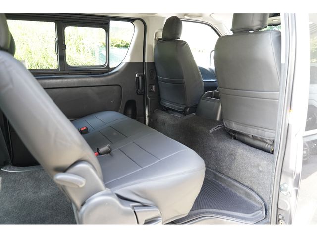 TOYOTA HIACE VAN 4WD 2020 Image 31