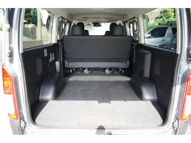 TOYOTA HIACE VAN 4WD 2020 Image 31