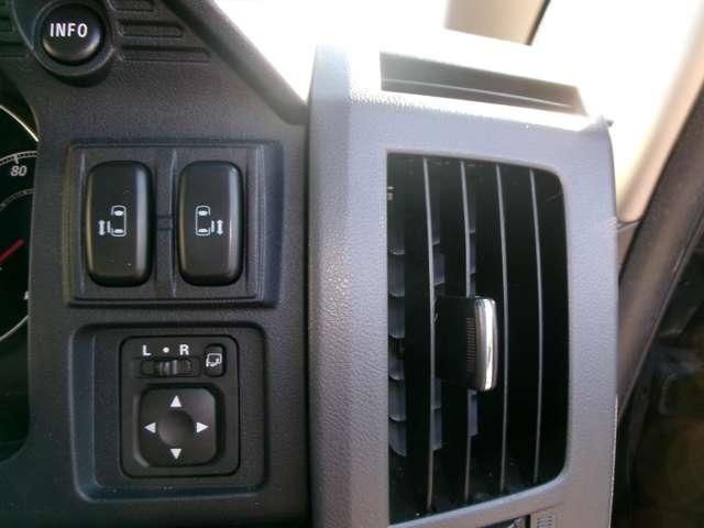 MITSUBISHI DELICA D:5 4WD 2010 Image 31