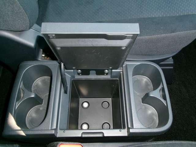 MITSUBISHI DELICA D:5 4WD 2010 Image 31