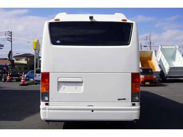 HINO MELPHA 2016 Image 31