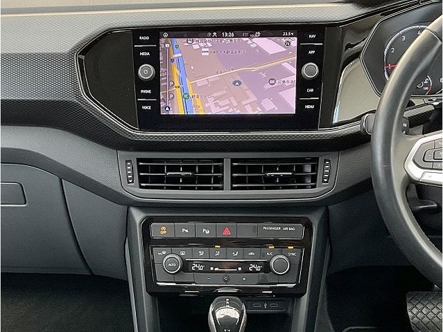 VOLKSWAGEN T-CROSS 2021 Image 31