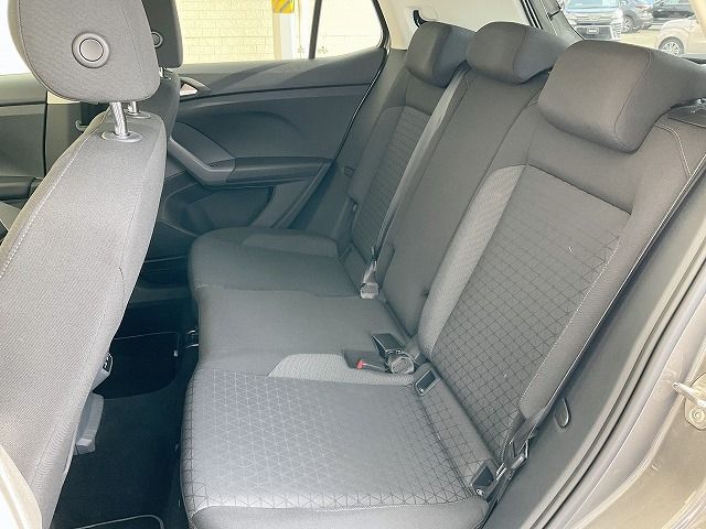 VOLKSWAGEN T-CROSS 2021 Image 31