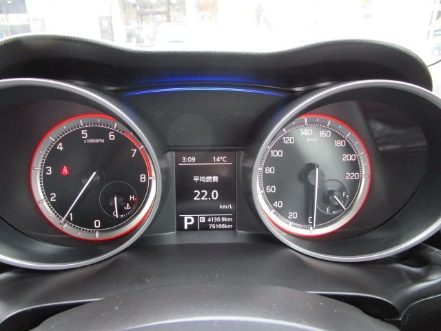 SUZUKI SWIFT 4WD 2018 Image 31